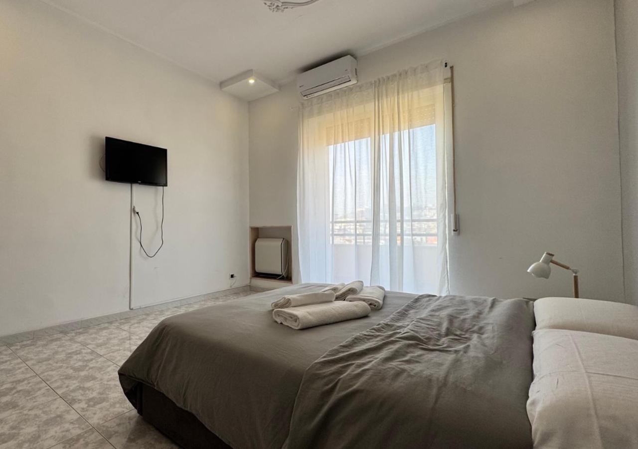 Corso Novara - 8 Posti Letto E Self Check-In Vicino La Stazione Centrale Di Napoli 外观 照片